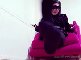 Çoraplı da çorapsız da akılları baştan alan ayaklarım ve tabanlarım